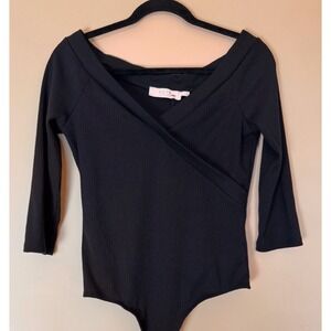 ASTR The Label‎ Wide Neck Ribbed Bodysuit Size L Black 3/4 Sleeve